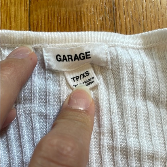 Garage Ribbed Knit Cardigan Top - Picture 2 of 2